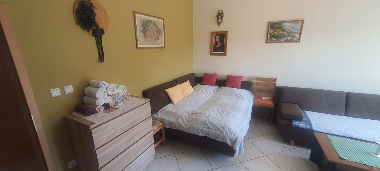 Apartments Ivanka G Malinska Bagian luar foto