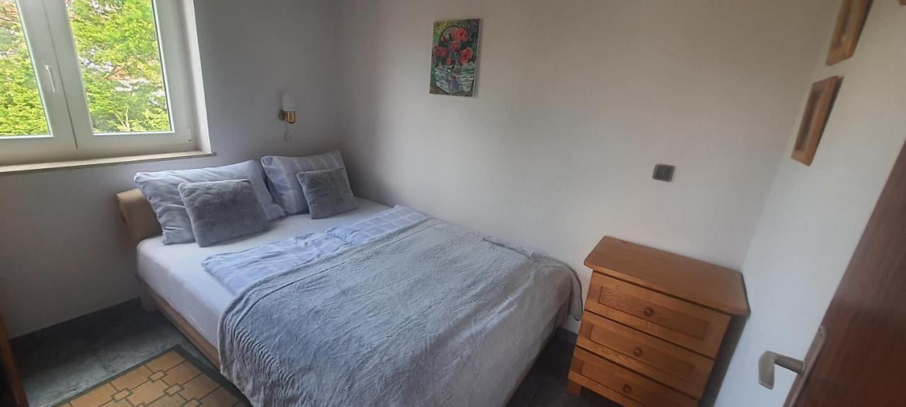 Apartments Ivanka G Malinska Bagian luar foto